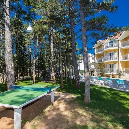 Apartmán Wunderschoenes In Mit Gemeinschaftlichem Pool- Grill Und T By Interhome Jadranovo